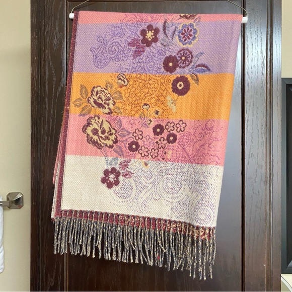 Cashmere Touch Large Shawl Pink Purple Orange and Cream Flower Printed Pattern - Picture 2 of 8